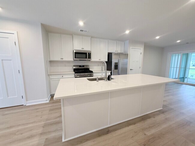 Foto del edificio - 2316 Elowen Ln