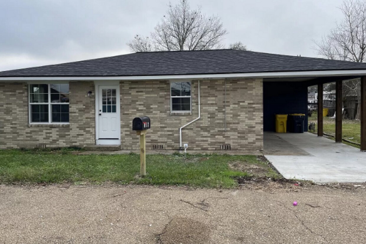106 Jay Rd, Carencro, LA 70520 House Rental in Carencro, LA