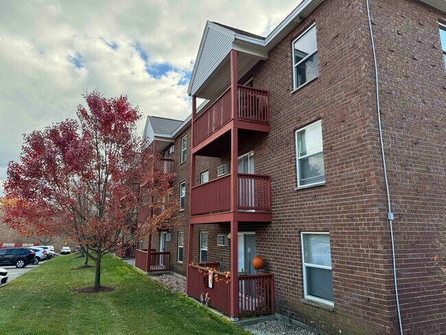 Foto del edificio - 99 Powers St