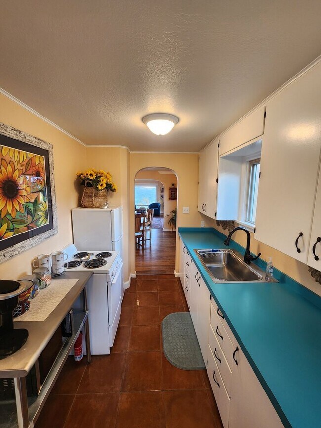 Foto del edificio - Furnished 1 BDRM/ 1 BA Lakeview Duplex in Polson, MT.