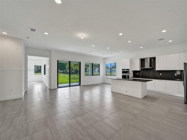 Foto del edificio - 5736 SW 104th Terrace