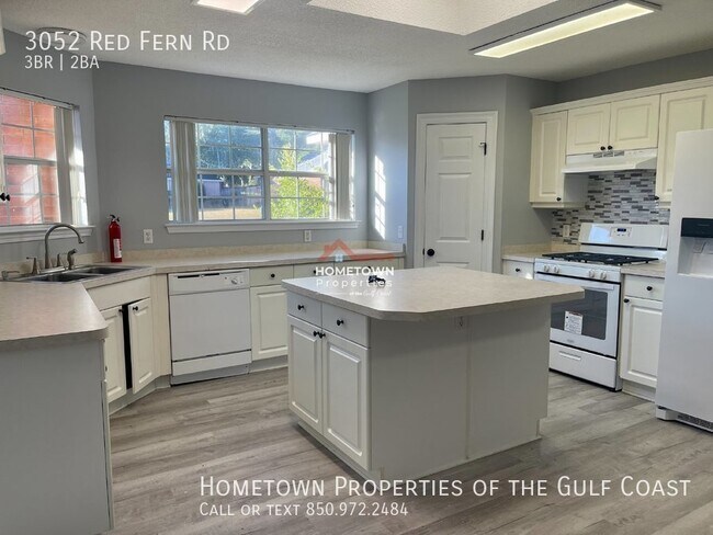 Foto del edificio - 3052 Red Fern Rd