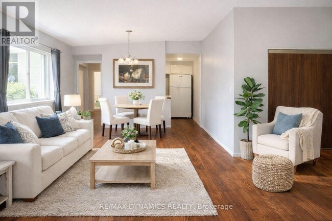 Building Photo - 4064 Lawrence Ave E