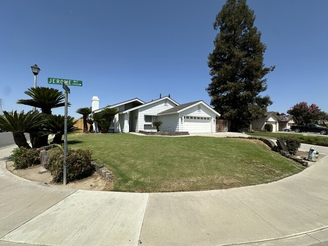 Building Photo - 3917 Jerome Way