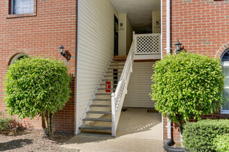 Building Photo - 1553 Penrose Arch