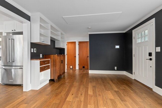 Building Photo - 4bd/3ba Seattle House