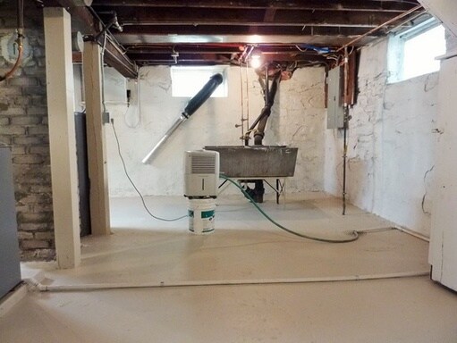 Building Photo - 1073 Walsh St