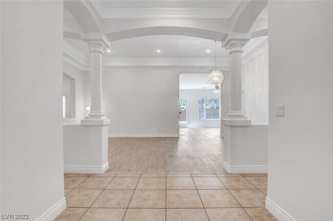 Building Photo - 9967 Wonderful Day Dr