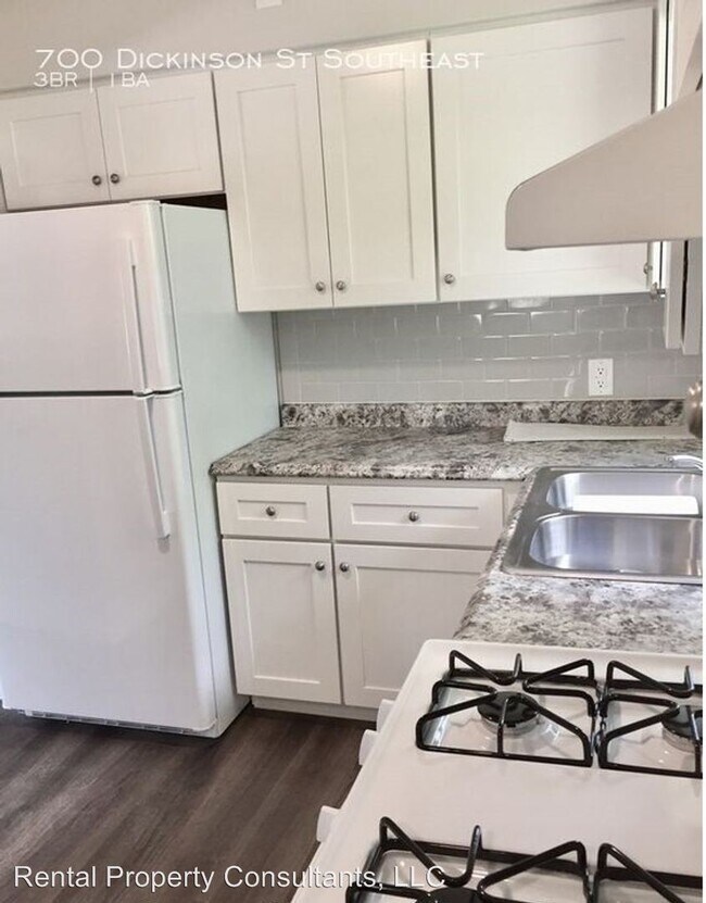 Foto del edificio - 700-704 Dickinson St SE