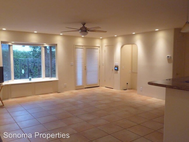 Building Photo - 3 br, 2 bath House - 822 Warm Springs Road