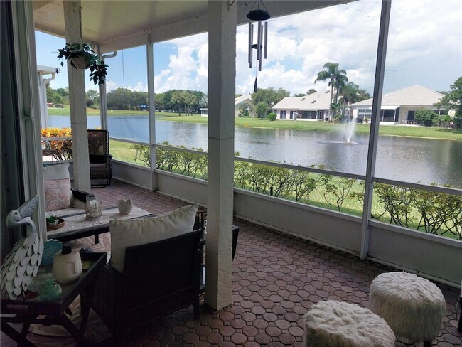 Foto del edificio - 6183 Bear Creek Ct