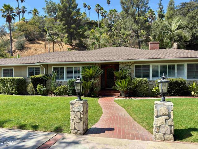 Building Photo - 1535 Glenmont Dr