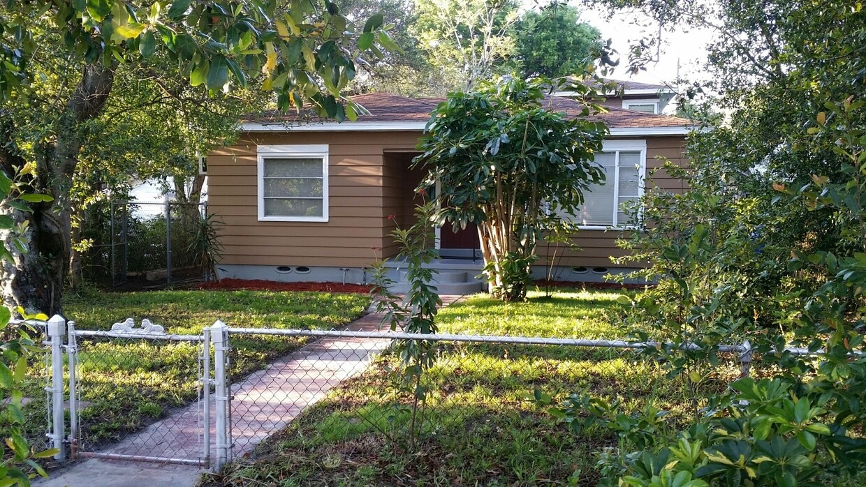Photo - 4560 9th Ave N (St. Petersburg, FL)