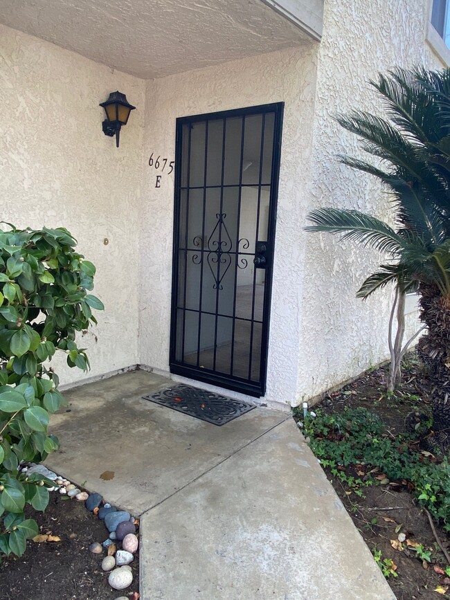 Entry - 6675 Paseo Del Norte