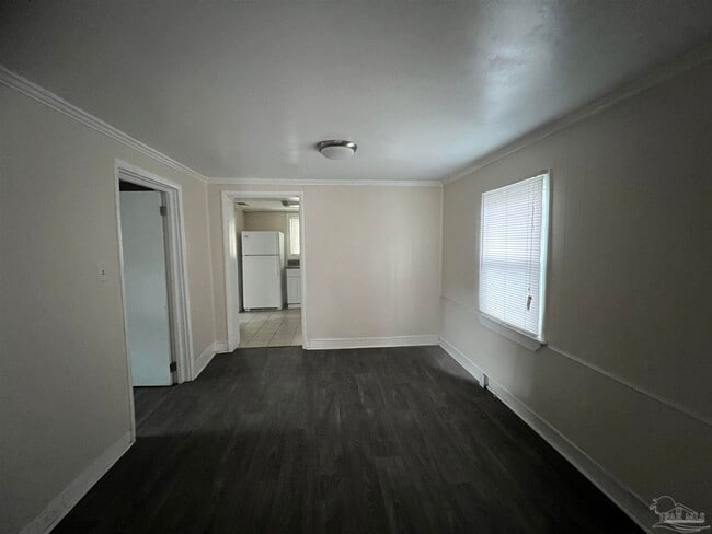 Foto del edificio - 813 N E St