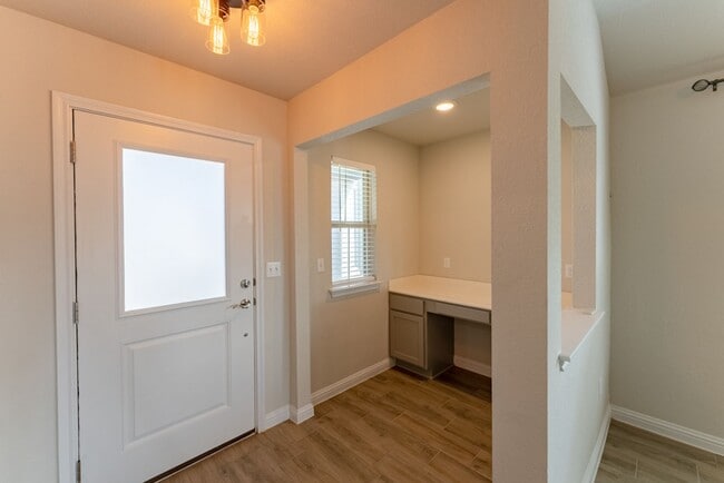 Building Photo - 8209 McKamy Dr
