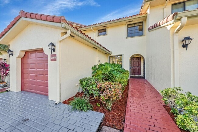 Building Photo - 9620 Alcazar Ln