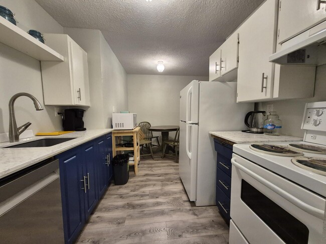 Photo du bâtiment - 350 Belmont Rd