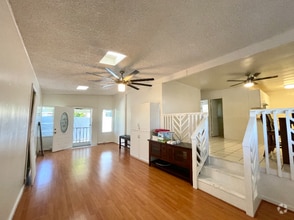 Building Photo - 1279 Manulani St