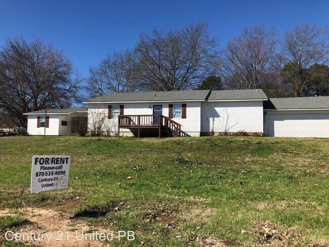 Building Photo - 2 br, 2 bath House - 3216 Holiday Dr.