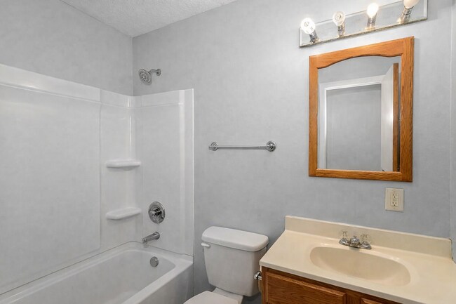 Foto del edificio - 4838 W Troy Ave