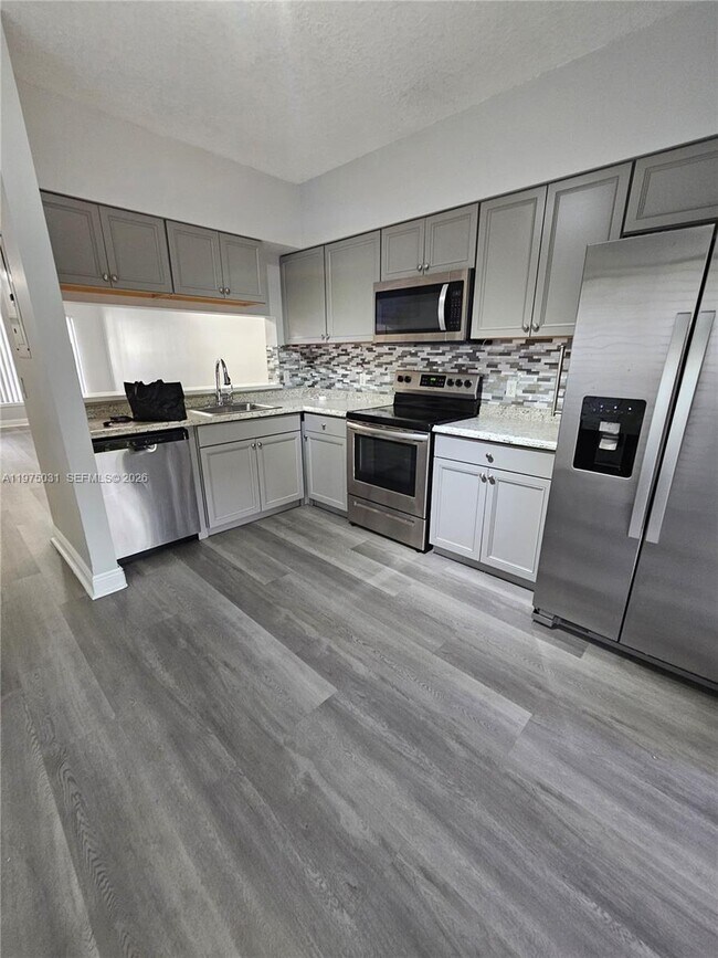 Foto del edificio - 3305 Cabaret Ln