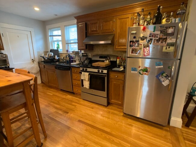 Building Photo - 118 Nonantum St