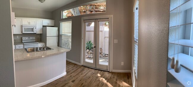 Building Photo - 4393 Cartagena Dr