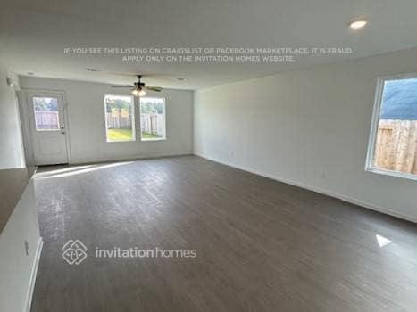 Building Photo - 16473 Blossom Grv Dr