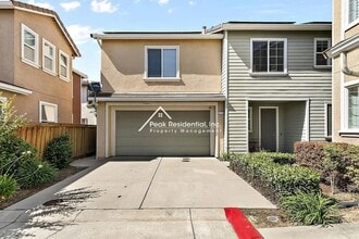 Building Photo - 8233 Crystal Walk Cir