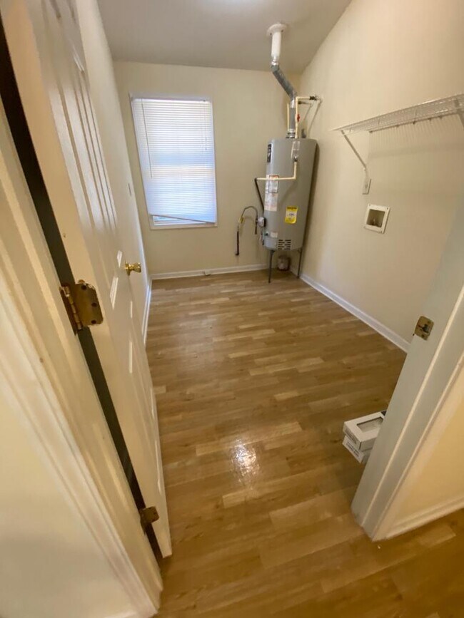 Building Photo - 2139 Fieldstone View Ct SE
