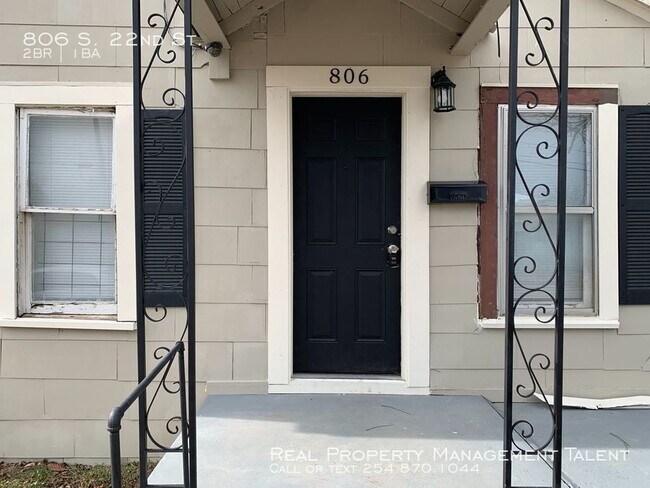 Foto del edificio - 806 S 22nd St
