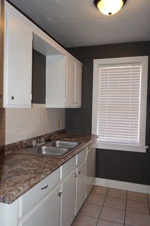 Foto del edificio - Large 1 Bed 1 Bath in Mesta Park Addition NW OKC, Close to Midtown, Uptown and Downtown