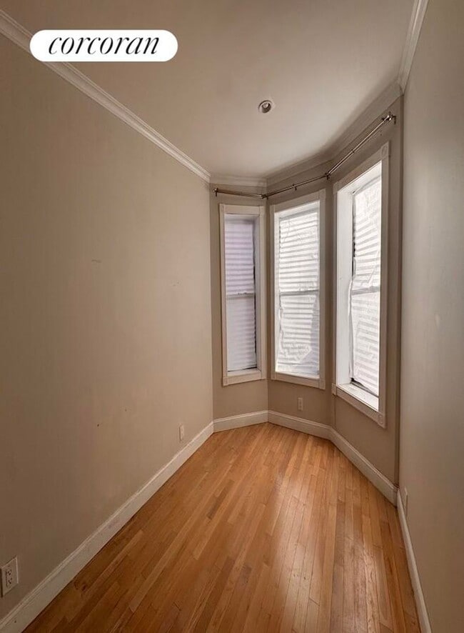 Foto del edificio - 1592 St Marks Ave