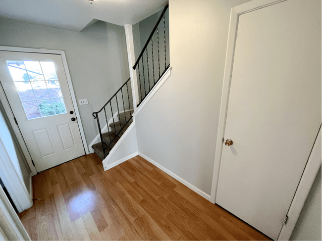 Building Photo - 5145 Santa Clara Pl