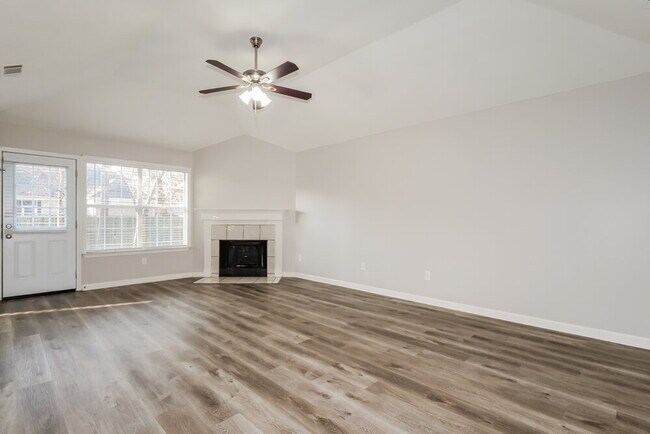 Building Photo - 7931 Claredale Dr