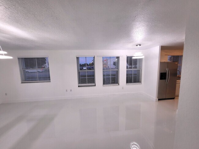 Foto del edificio - 19340 SW 103rd Ct