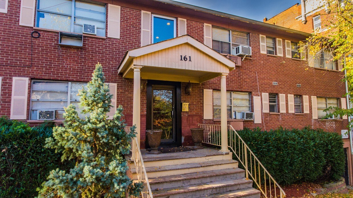 Foto principal - 161 North Arlington Avenue