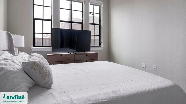 Foto del edificio - 1215 Sawyer St