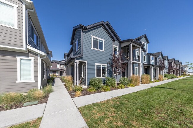 Building Photo - 3758 S 3300 W