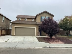 Building Photo - 115 Peerless St