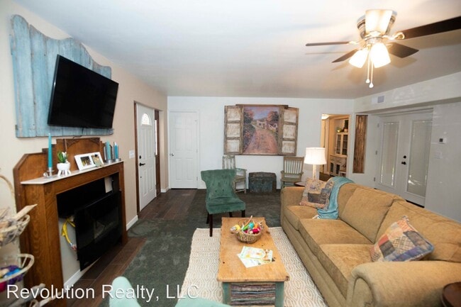 Building Photo - 3 br, 2 bath House - 1040 West Conway Ave.