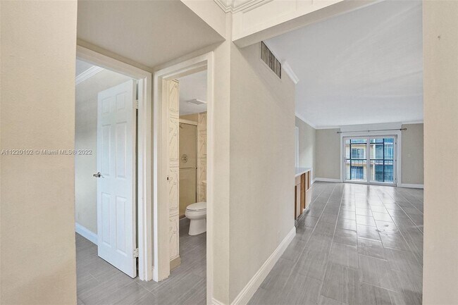 Foto del edificio - 1750 NW 3rd Terrace