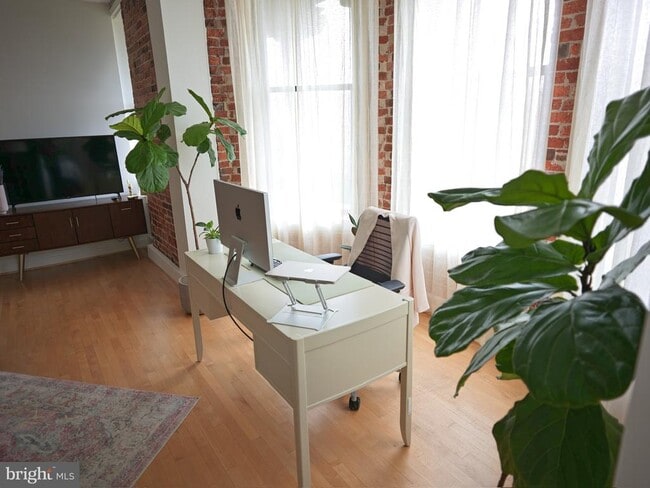 Foto del edificio - 1615 Q St NW