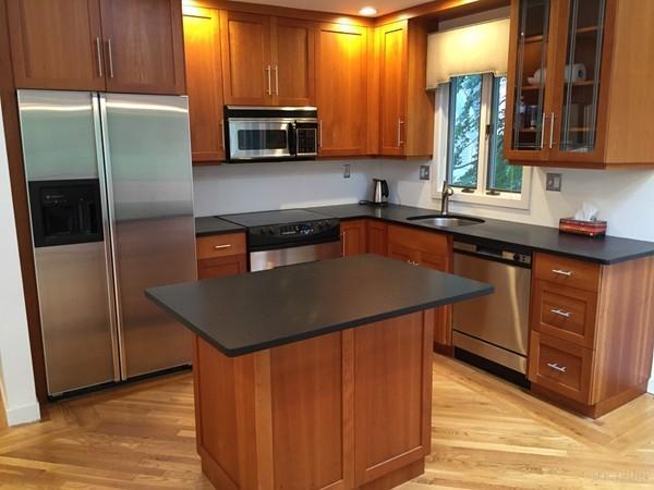 Foto del edificio - 241 Perkins St