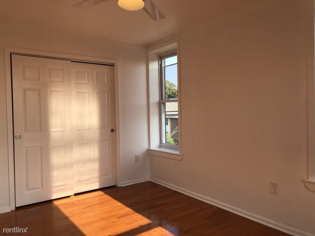 Foto principal - 1900 W Girard Ave
