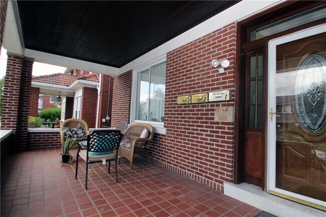 Foto del edificio - 368 S Evaline St