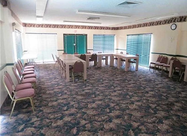 Building Photo - 370 NW 76th Ave