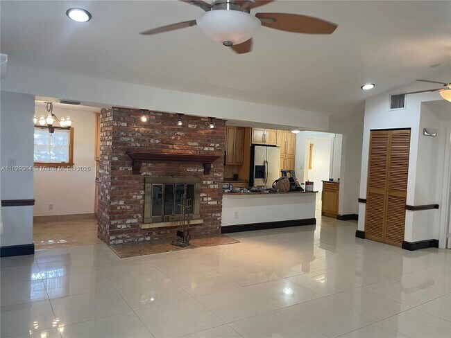 Foto del edificio - 258 SW 1st Ct