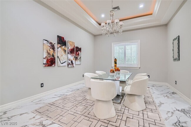 Foto del edificio - 5367 Secluded Brook Cir